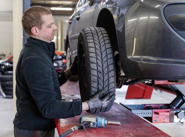 Braat Auto's - reparatie werkplaats